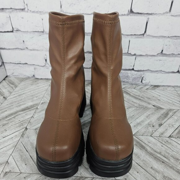 Chunky Platform Brown Faux Leather Boots Lug Sole Womens 9 Bratz Style 4" heel - Picture 6 of 16